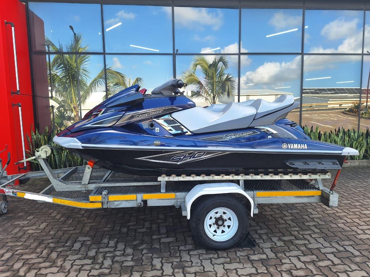 2x Yamaha FX1800 SHO Waverunner